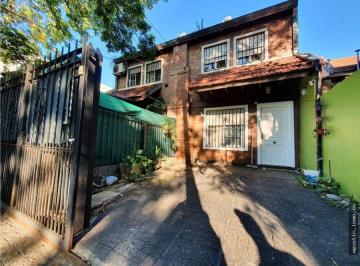 Bodega-Galpón · 84m² · 2 Dormitorios · 1 Cochera · San Antonio de Padua Duplex en Alquiler Cerca Estacion