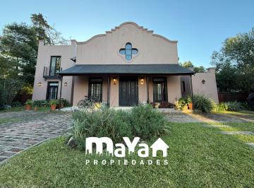 Casa · 190m² · 5 Ambientes · 2 Cocheras · Casa en Venta - La Codorniz