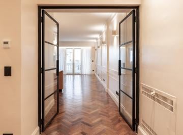 Departamento · 175m² · 5 Ambientes · 1 Cochera · Fantastico Departamento con Seguridad y Cochera en Recoleta