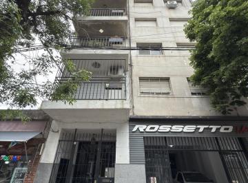 Departamento · 74m² · 4 Ambientes · Departamento en Venta en Barrio Echesortu