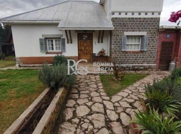 Casa de 4 ambientes, La Falda · Conjunto de Casas en Huerta Grande