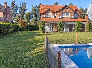 Casa · 250m² · 5 Ambientes · 3 Cocheras · Imponente Casa en Alquiler Barrio Solares del Talar