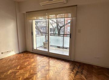 Departamento de 3 ambientes, Caballito · Frente Muy Luminoso Excelente Estado
