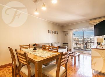 Departamento · 48m² · 2 Ambientes · Departamento 2 Ambientes | Muy Luminoso | Balcón Corrido | Facultad de Medicina | Av Córdoba 2100