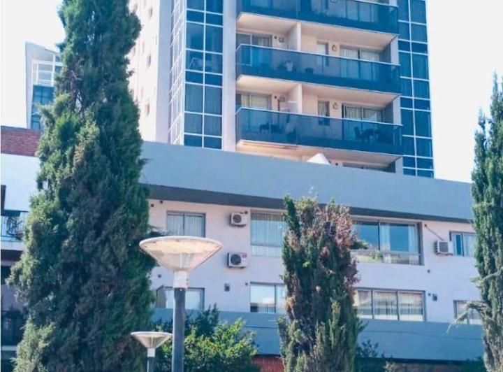 Departamento · 65m² · 2 Ambientes · 1 Cochera