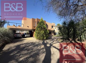 Casa · 642m² · 3 Dormitorios · 2 Cocheras · Venta, Casa 3 Dorm, 4 Baños, Pileta San Isidro