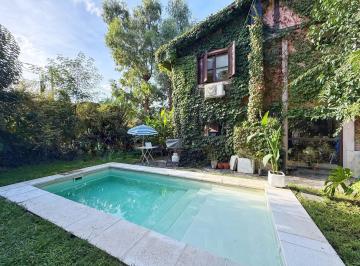 Casa · 175m² · 4 Ambientes · 2 Cocheras · Casa con Parque, Piscina y Quincho · Los Pinares