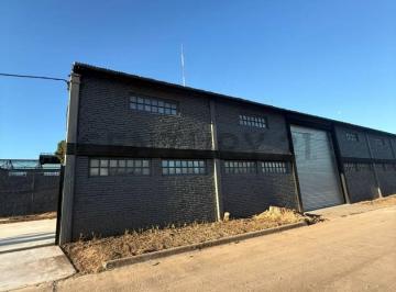 Bodega-Galpón · 1200m² · Galpón en Alquiler en Gonnet