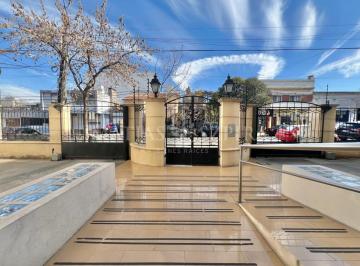 Departamento · 35m² · 1 Ambiente · 1 Cochera · Monoambiente con Cochera Apto Profesional - Moron Centro