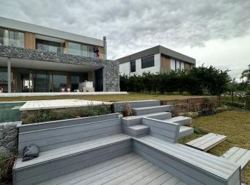 Casa · 426m² · 7 Ambientes · 2 Cocheras · Casa en Virazon