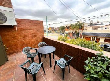 Casa · 176m² · 5 Ambientes · 3 Cocheras · Casa Triplex 5 Ambientes Barrio Naón - Mataderos