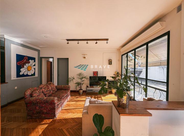 Departamento · 140m² · 5 Ambientes · 1 Cochera