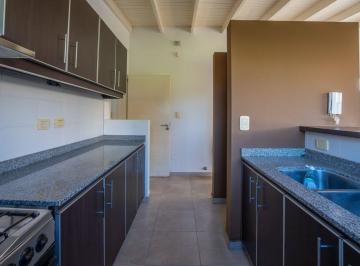 Casa · 121m² · 4 Ambientes · 2 Cocheras · Casa en Venta 3 Dorm. en Villa Elisa