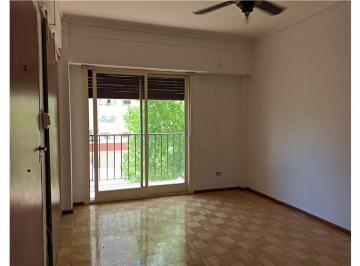 Departamento · 41m² · 3 Ambientes · Alquiler 3amb Al Frente con Balcon