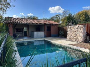Casa · 220m² · 5 Ambientes · 2 Cocheras · Venta Casa 5 Amb La Quebrada Zelaya
