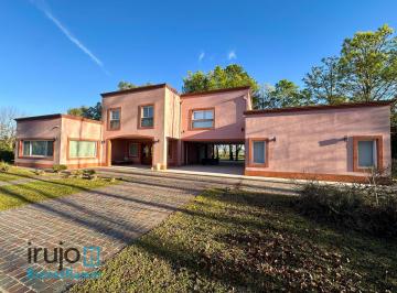 Casa · 437m² · 8 Ambientes · 4 Cocheras · Casa en Fincas de San Vicente - Doble Lote