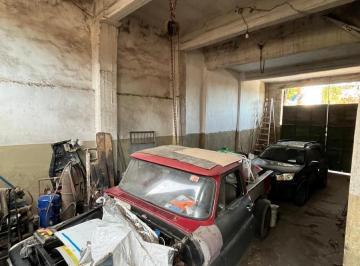 Bodega-Galpón · 190m² · 3 Ambientes · 3 Cocheras · Venta - Galpon con Vivienda - Jose Leon Suarez