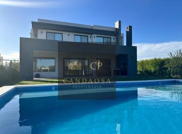 Casa · 230m² · 5 Ambientes · 7 Cocheras · Sg Casa Venta Barrio San Ramiro