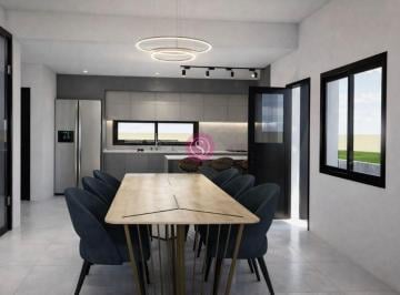Casa · 136m² · 5 Ambientes · 1 Cochera · Casa en Venta en Santa Elisa, Pilar del Este, Pilar