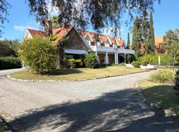Casa de 6 ambientes, Mendiolaza · Mendiolaza Golf Casa en Venta