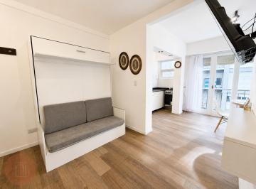Departamento · 24m² · 1 Ambiente · En Venta - Departamento de 1 Ambiente Al Frente Reciclado Zona Plaza Colón