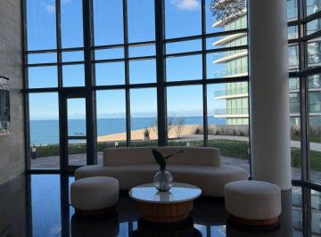 Departamento de 2 ambientes, Mar del Plata · Súper Categoría, con Excelentes Muebles, Frente Al Mar Cochera Seguridad 24 Hs Piscinas Varias