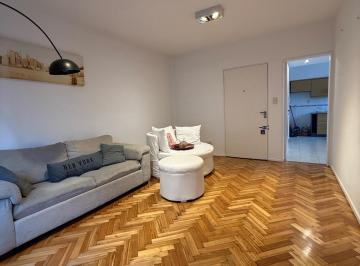 Departamento · 56m² · 3 Ambientes · Lafinur y Gutiérrez, Espectacular Piso Alto Fte. Balcon Corrido 3 Amb