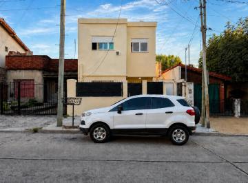 PH de 3 ambientes, General San Martín · PH 3 Ambientes en Planta Baja Al Frente, con 3 Patios y Sin Expensas