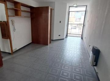 Departamento · 44m² · 1 Dormitorio · Depto 1 Dormitorio - Balcon - S. del Estero N° 38 - B° Centro
