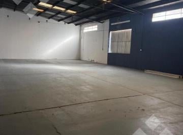 Bodega-Galpón · 1 Cochera · Alquiler Galpón 264 m² - B° Arévalo, Cipolletti