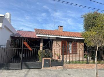 Casa de 10 ambientes, Alta Gracia · Cómoda Casa Céntrica en Una Planta - Calle Solares Alta Gracia