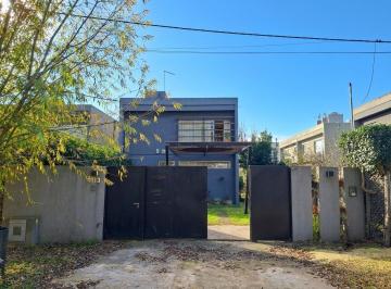 PH · 95m² · 4 Ambientes · 2 Cocheras · Dúplex en Venta de Dos Dorm.