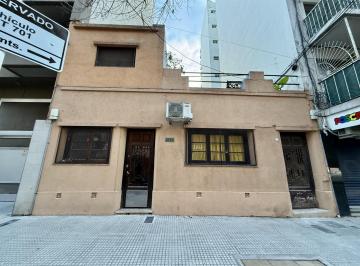 PH · 80m² · 4 Ambientes · PH en Venta en Belgrano con Terraza Propia
