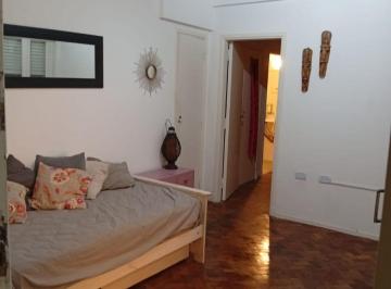 Departamento de 2 ambientes, Almagro · 2 Amb, 30 PH, 2do Piso X Escalera, Bajas Expensas. Interno. Ultimo Piso. $700.000 C/muebles $800.000