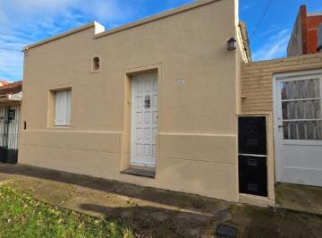 Casa de 3 ambientes, Mar del Plata · Casa Estilo Americana de 3 Ambientes Mas Departamento 2 Ambientes