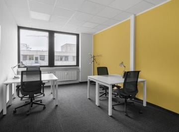 Oficina comercial · 15m² · Alquiler de Oficina Comercial Para 3 Personas en Montevideo, World Trade Center III
