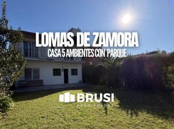 Casa · 140m² · 5 Ambientes · 1 Cochera · Casa en Venta en Lomas de Zamora - 5 Ambientes