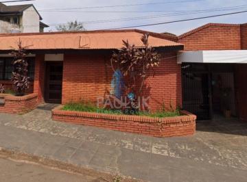Consultorio · 138m² · 11 Ambientes · Oportunidad de Consultorios Mas Terreno en Venta