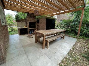 Casa · 404m² · 5 Ambientes · 2 Cocheras · Casa en Venta - Rincón de Maschwitz - Apto Crédito