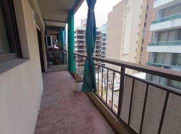 Departamento · 58m² · 5 Ambientes · Departamento - 2 Dorm. - Italia Al 1200