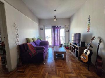 Departamento de 3 ambientes, Caballito · 3 Ambientes a m Subte 1ra Junta, Pque. Rivadavia 53 m² Piso 14° Todo Luz! U$110.000.