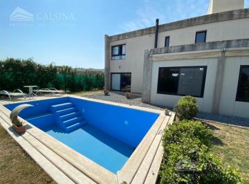 Casa · 380m² · 3 Dormitorios · 3 Cocheras · Casa - Morada