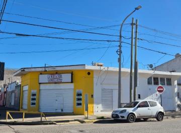 Casa de 9 ambientes, Neuquén · Ricchieri 298 - Casa, Departamento y Locales Comerciales