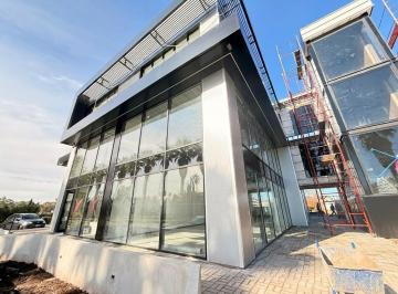 Local comercial · 190m² · 2 Ambientes · Av Fuerza Aerea Al 3100 Alquiler Local Comercial en Funes