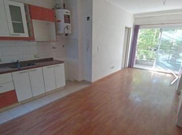 Departamento de 1 ambiente, Flores · Flores/ Luminoso Monoambiente/con Balcon Al Frente