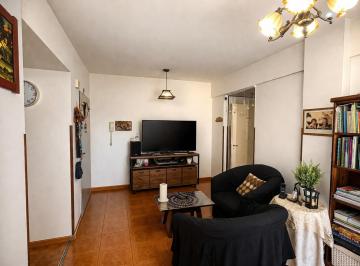 Departamento · 51m² · 2 Ambientes · Venta Departamento 2 Ambientes Pompeya