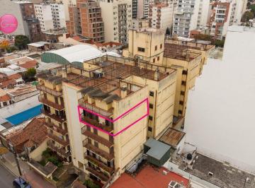 Departamento · 4 Ambientes · 1 Cochera · Departamento en Venta en Dean Funes