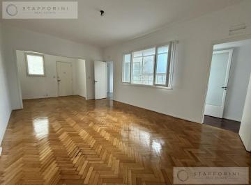 Departamento · 101m² · 4 Ambientes · Amplio 4 Ambientes en Alquiler