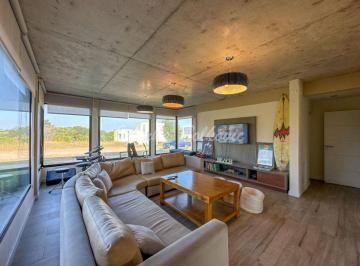 Casa de 5 ambientes, Costa Esmeralda · Venta Casa Golf 1 - con Piscina Climatizada y Sauna Húmedo Costa Esmeralda