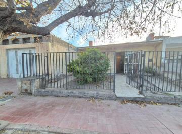 Casa de 7 ambientes, Villa Nueva · Inprogroup Vende Propiedad en B°unimev